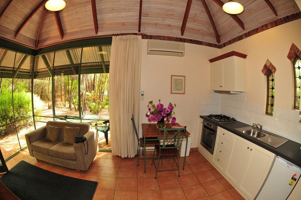 Waterfall Cottages Margaret River Habitación foto